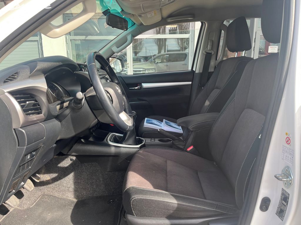 Toyota Hilux, fotka 8