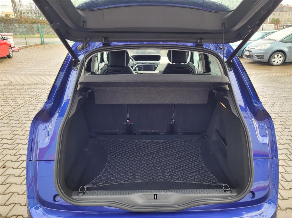 Citroën C4 SpaceTourer, 2,0 TOP - PLNÁ VÝBAVA - 1 MAJI - fotka 4