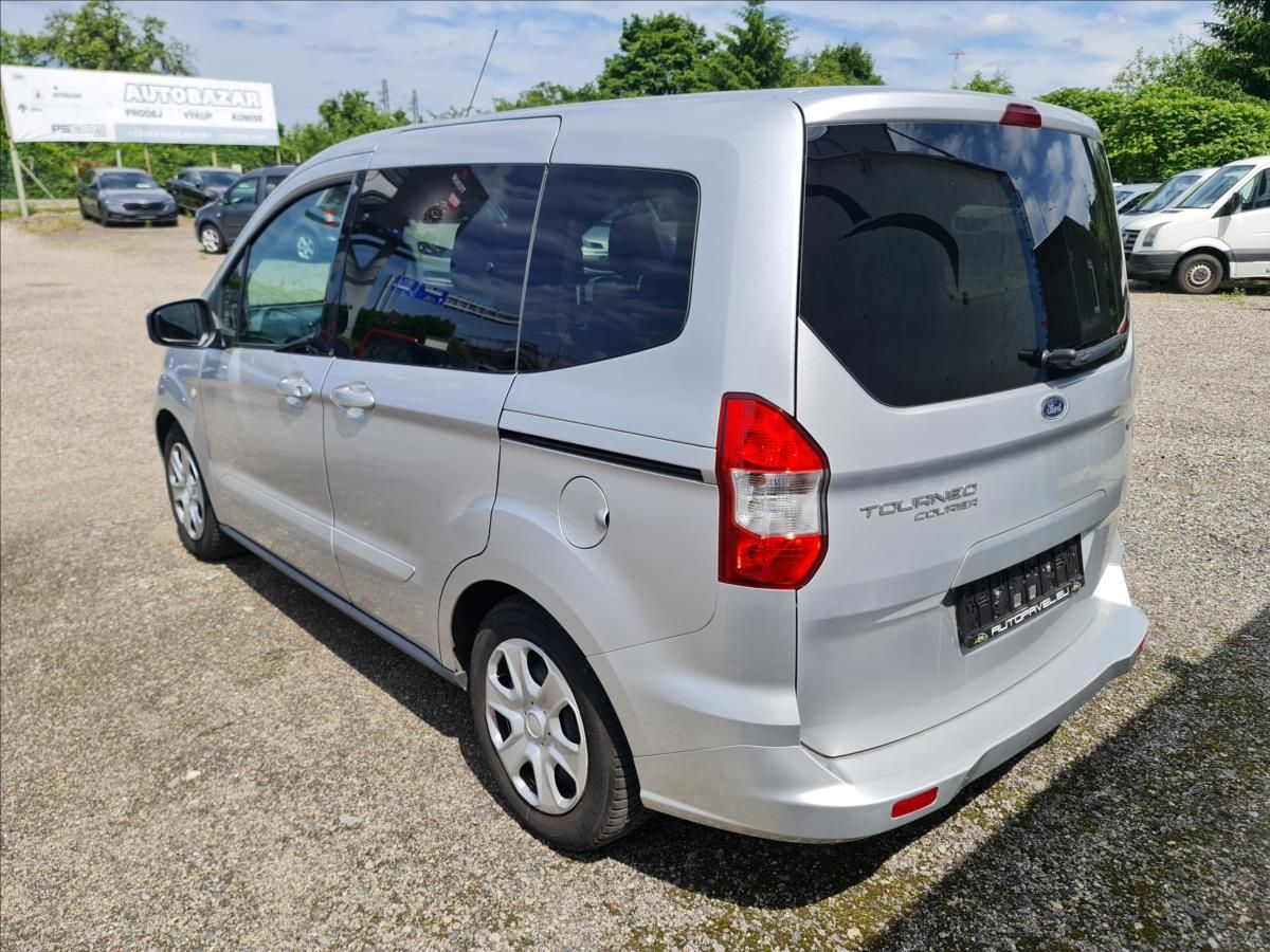 Ford Tourneo Courier, 1,0   1.0 ECOBOST - fotka 6