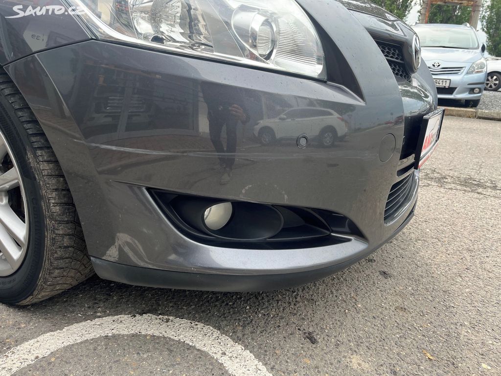 Toyota Auris, fotka 7