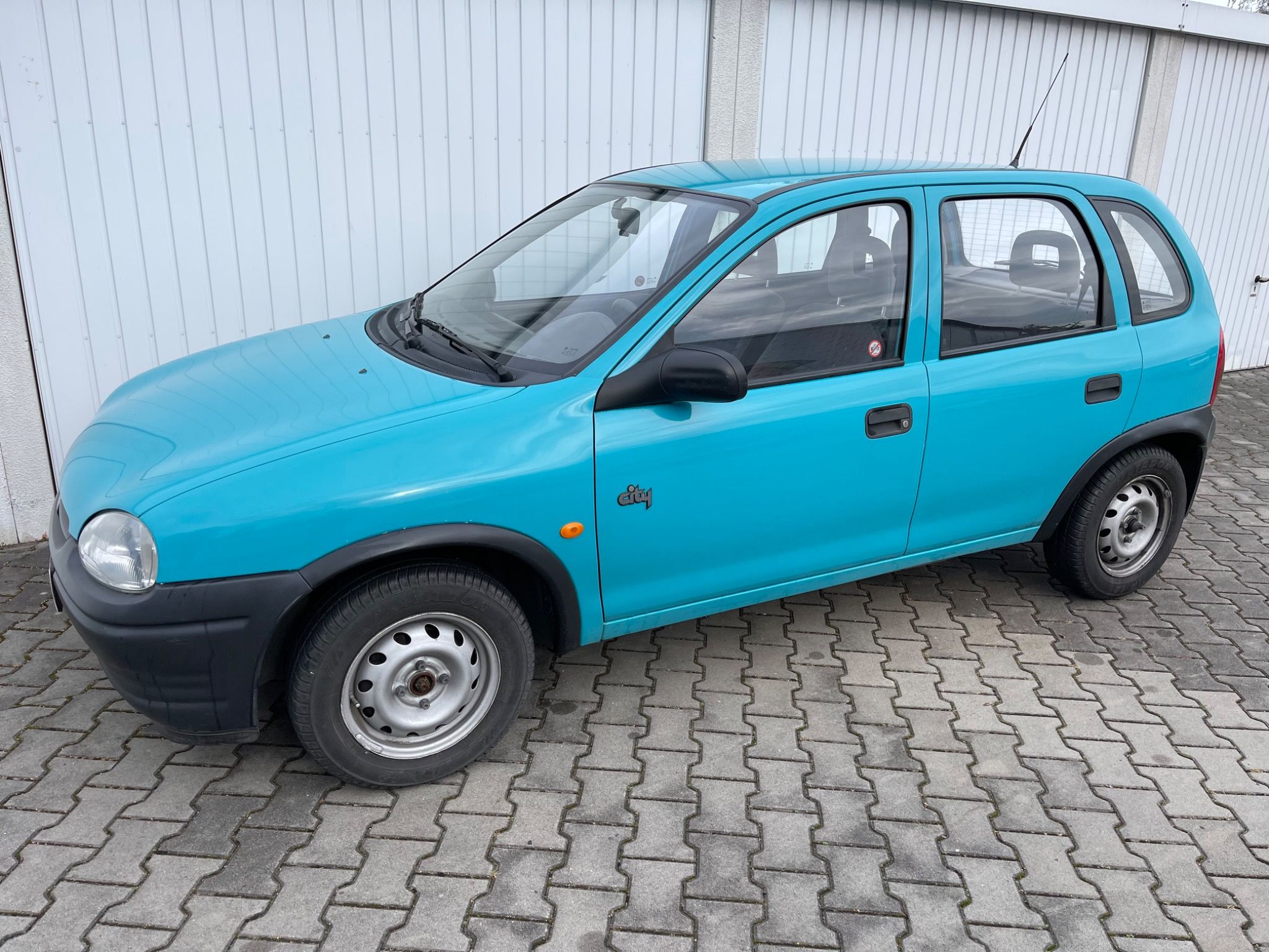 Opel Corsa, 1,2 nové ČR,  71000 km !!! - fotka 3