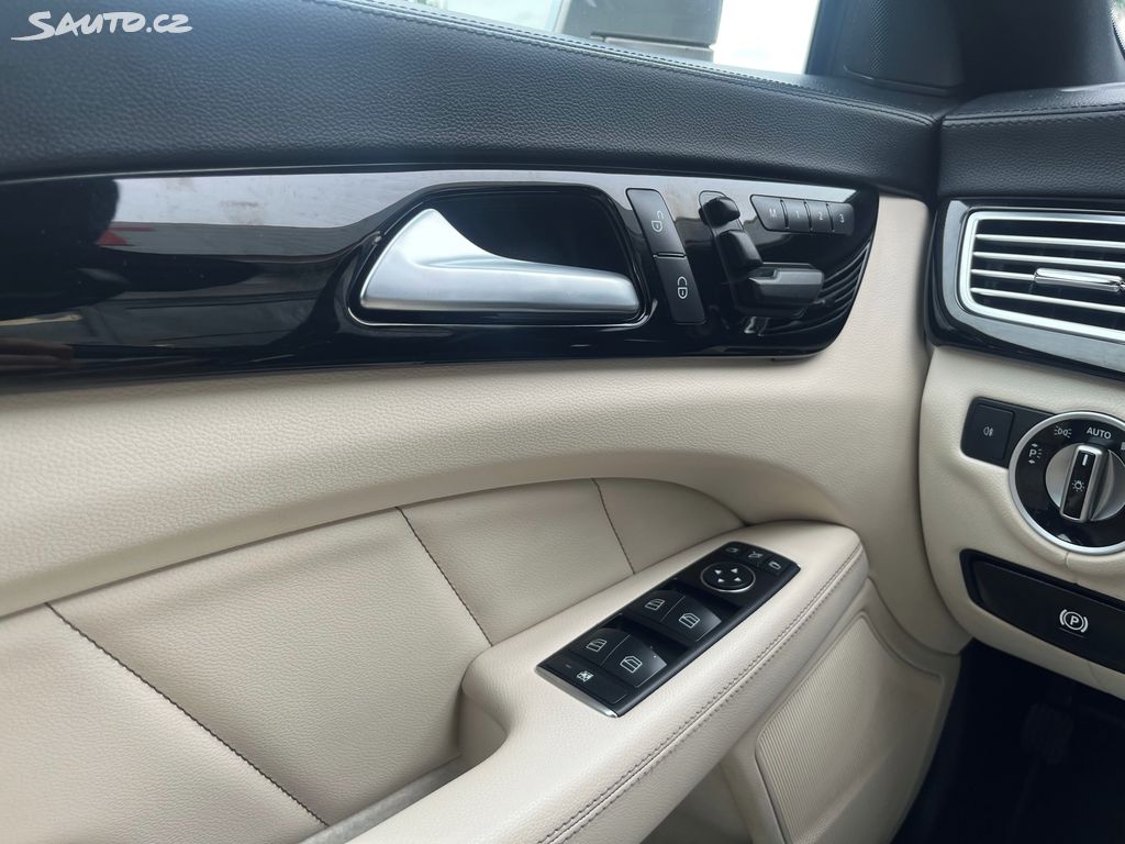 Mercedes-Benz CLS, fotka 19
