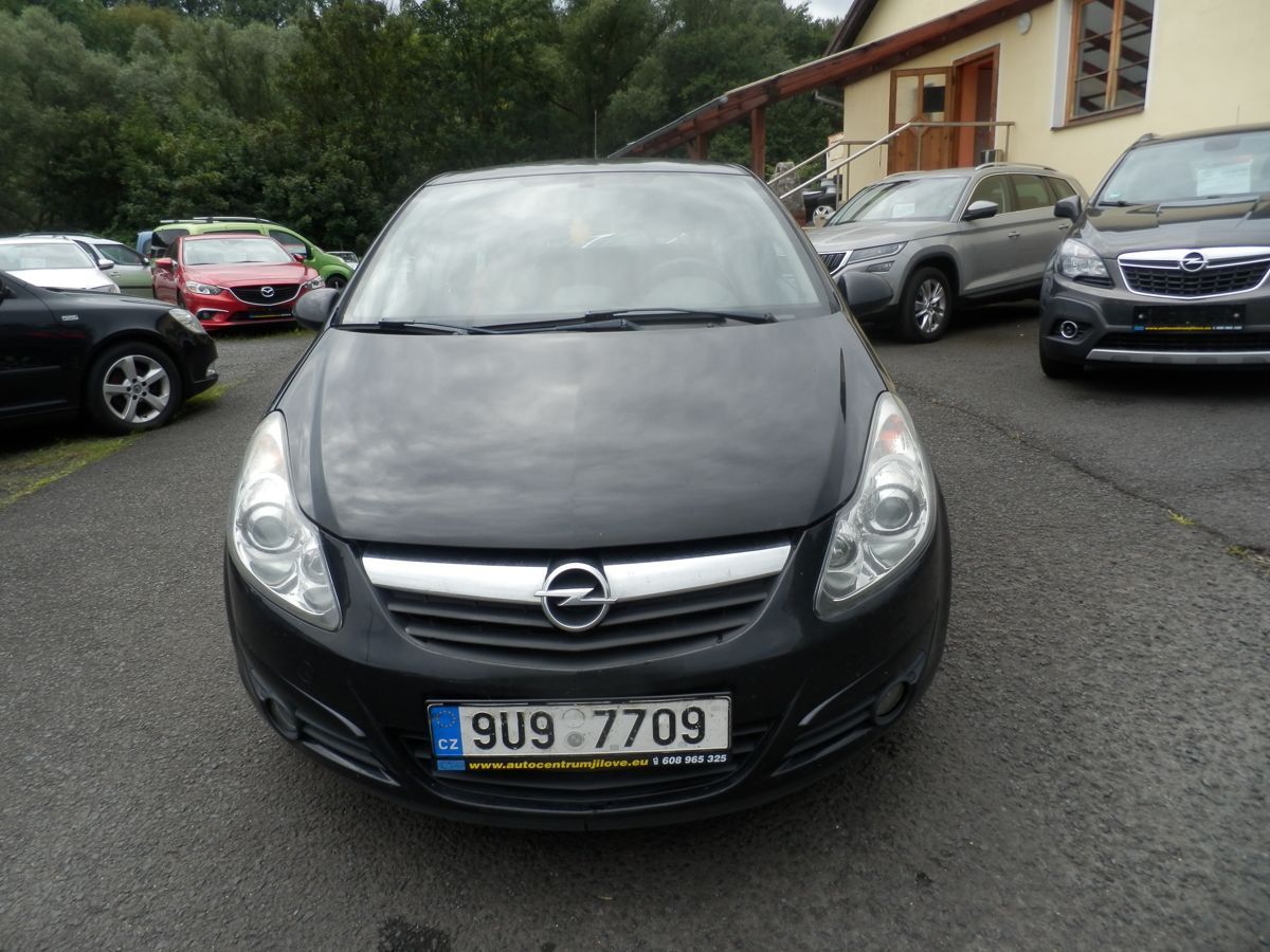 Opel Corsa, 1,7CDTI 96KW - fotka 2