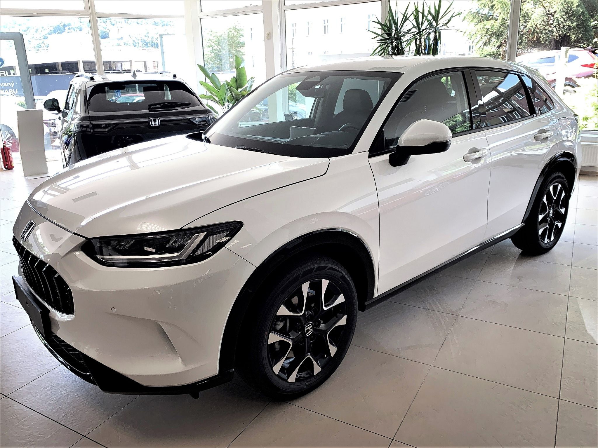 Honda ZR-V, 2,0 e:HEV Advance Diamond Dust - fotka 2