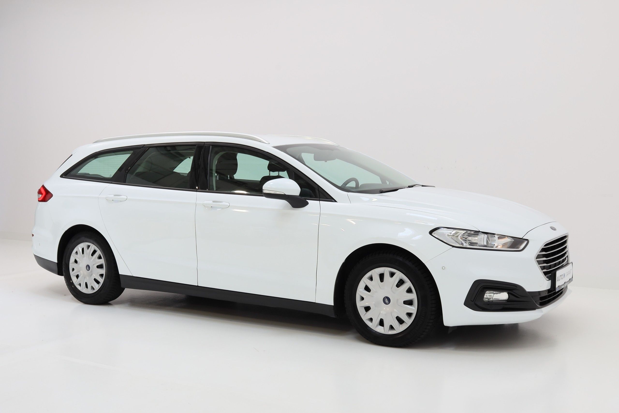 Ford Mondeo, 110kW,AT8,navi,winter paket,zá - fotka 4