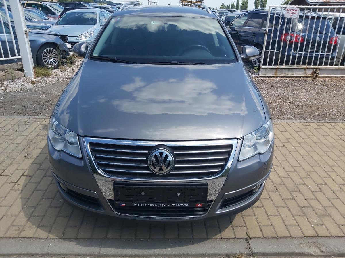 Volkswagen Passat, 3,2i  4x4   184 KW - fotka 3