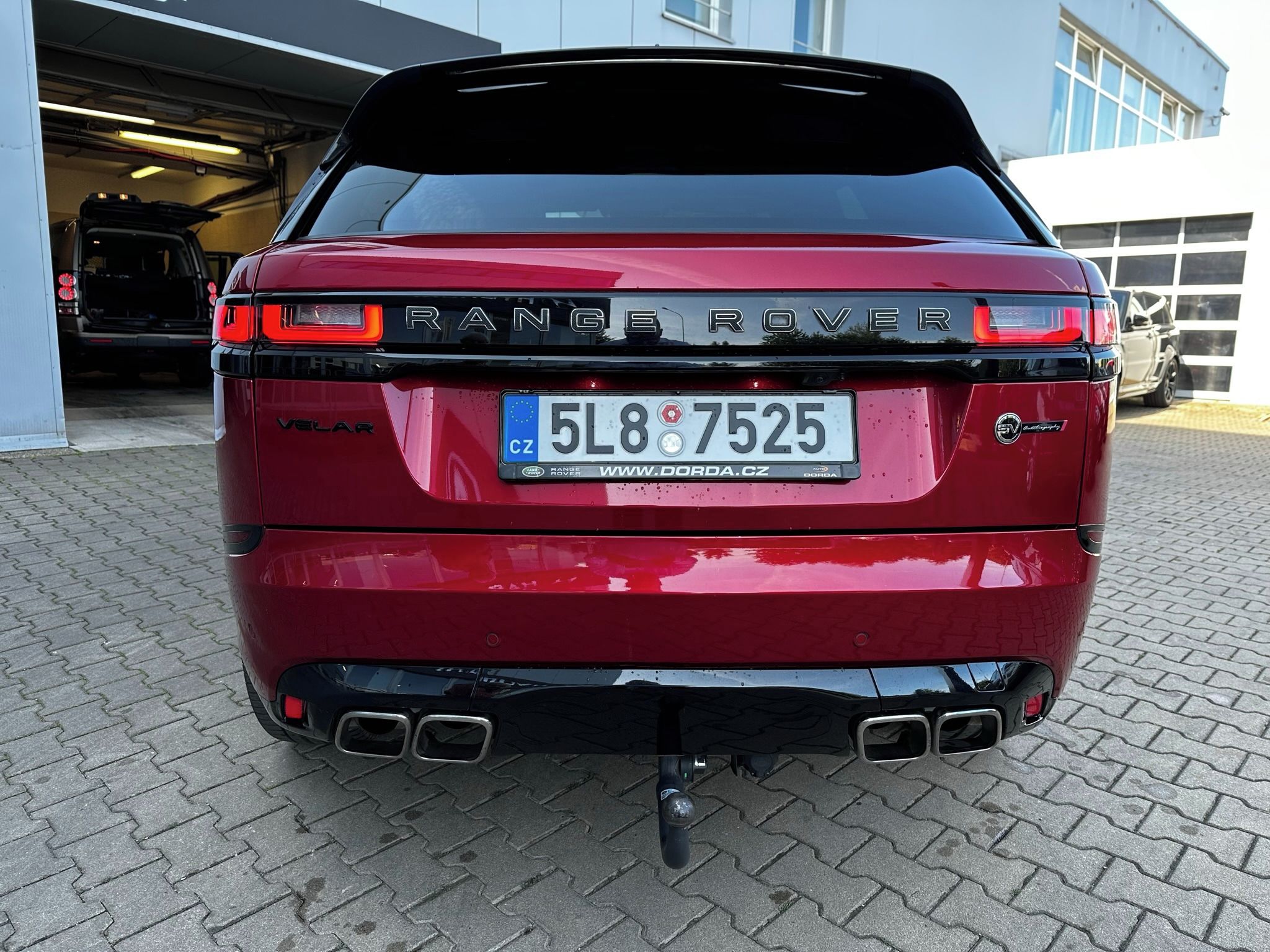 Land Rover Range Rover Velar, 5.0i 550k 4WD SVA - fotka 4