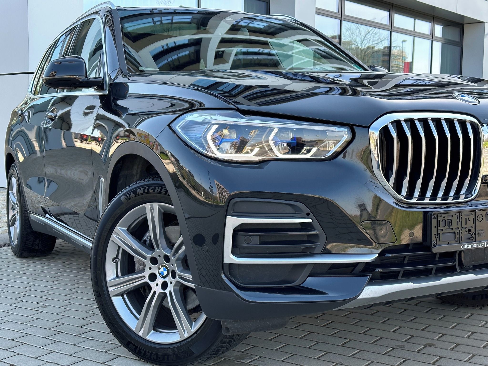BMW X5, 30d 210 kW|Laser|Pano|Nezávisl - fotka 4