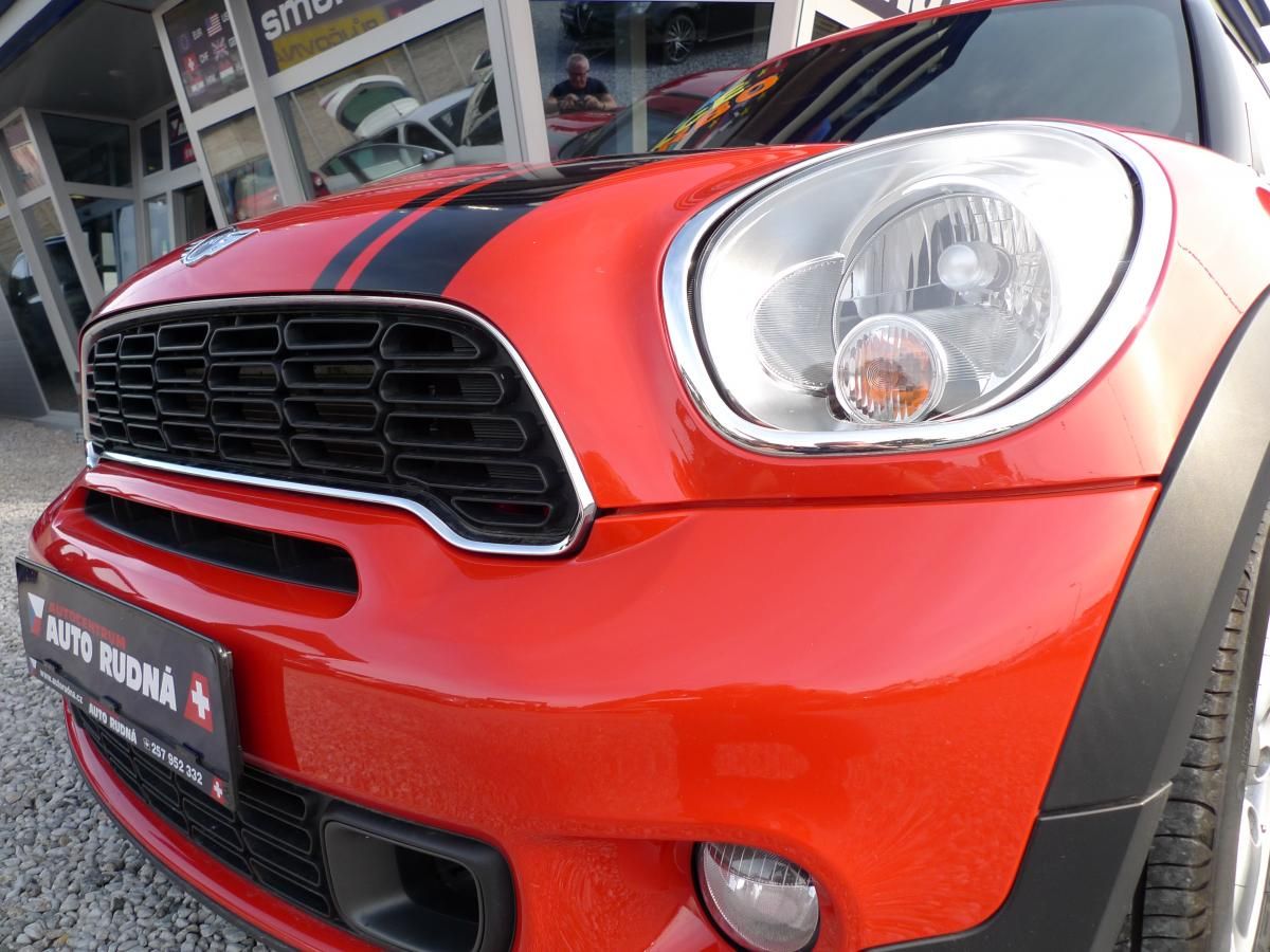 Mini Countryman, 1,6-S 135kW Turbo ALL4 Navi - fotka 2