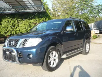 Nissan Pathfinder, 2.5 dCi 140 kW 7 míst