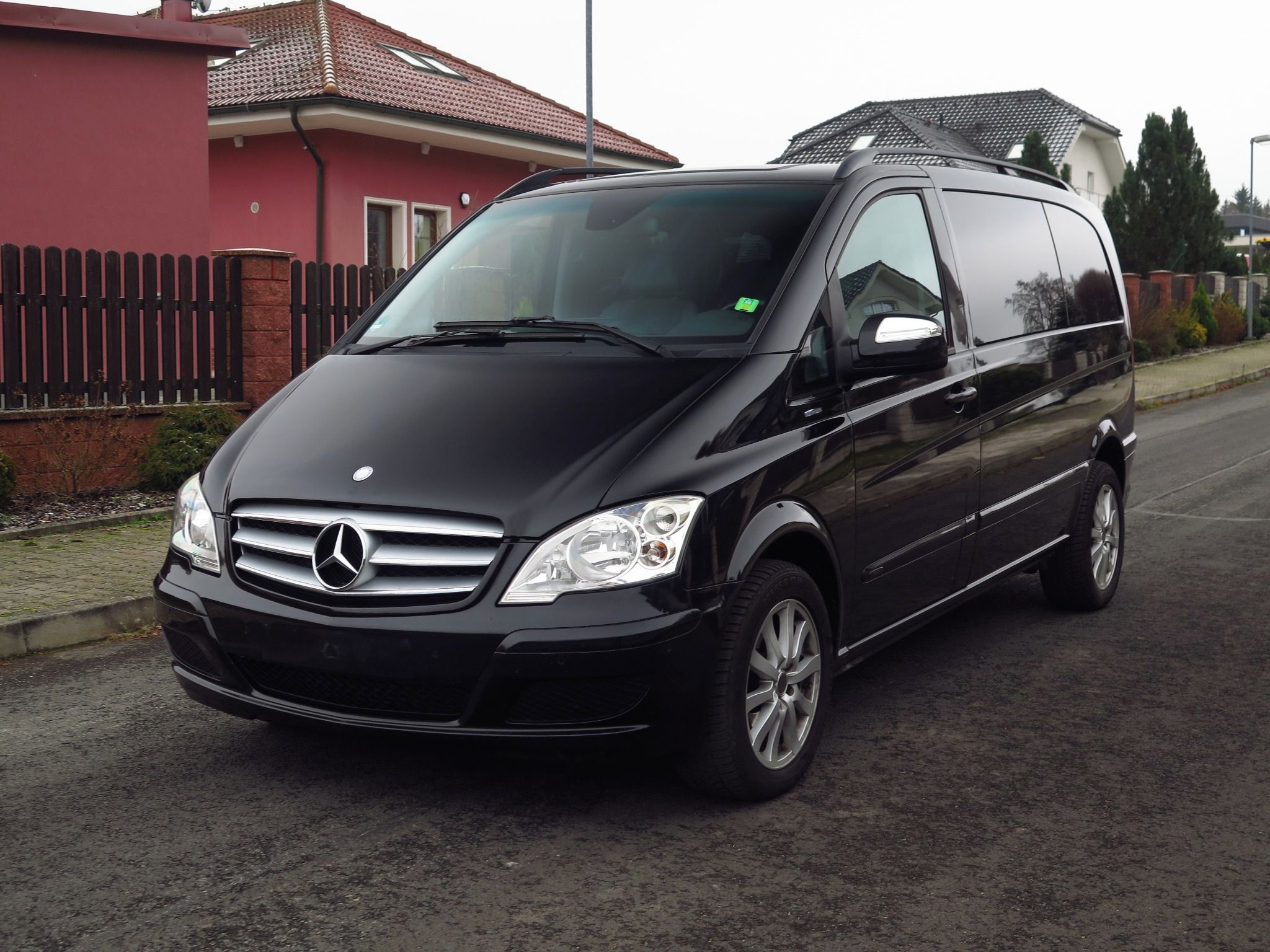 Mercedes-Benz Viano, 2.2 CDI - AUTOMAT - nový motor - fotka 3