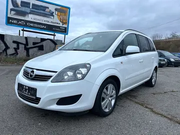 Opel Zafira, 1,8 16V, 7 míst