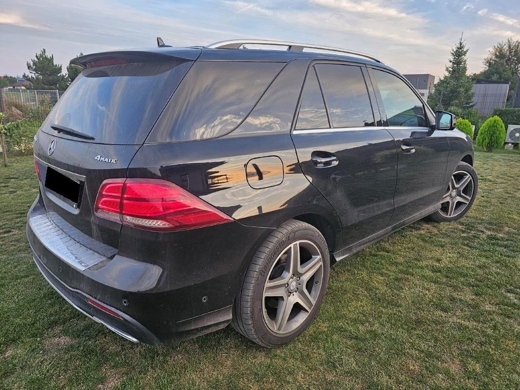 Mercedes-Benz GLE, 350d 4M AMG - fotka 6