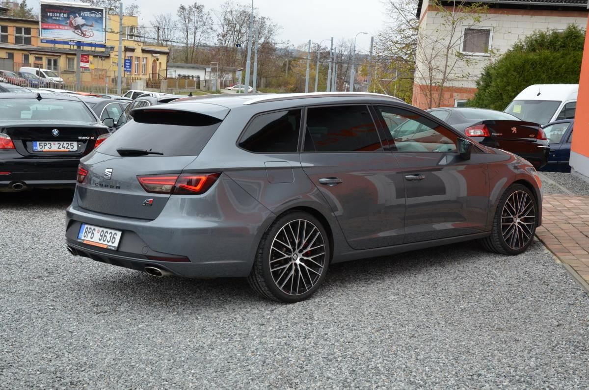 Seat Leon, Cupra 290 ST 2.0 TSi 213kW DSG - fotka 6