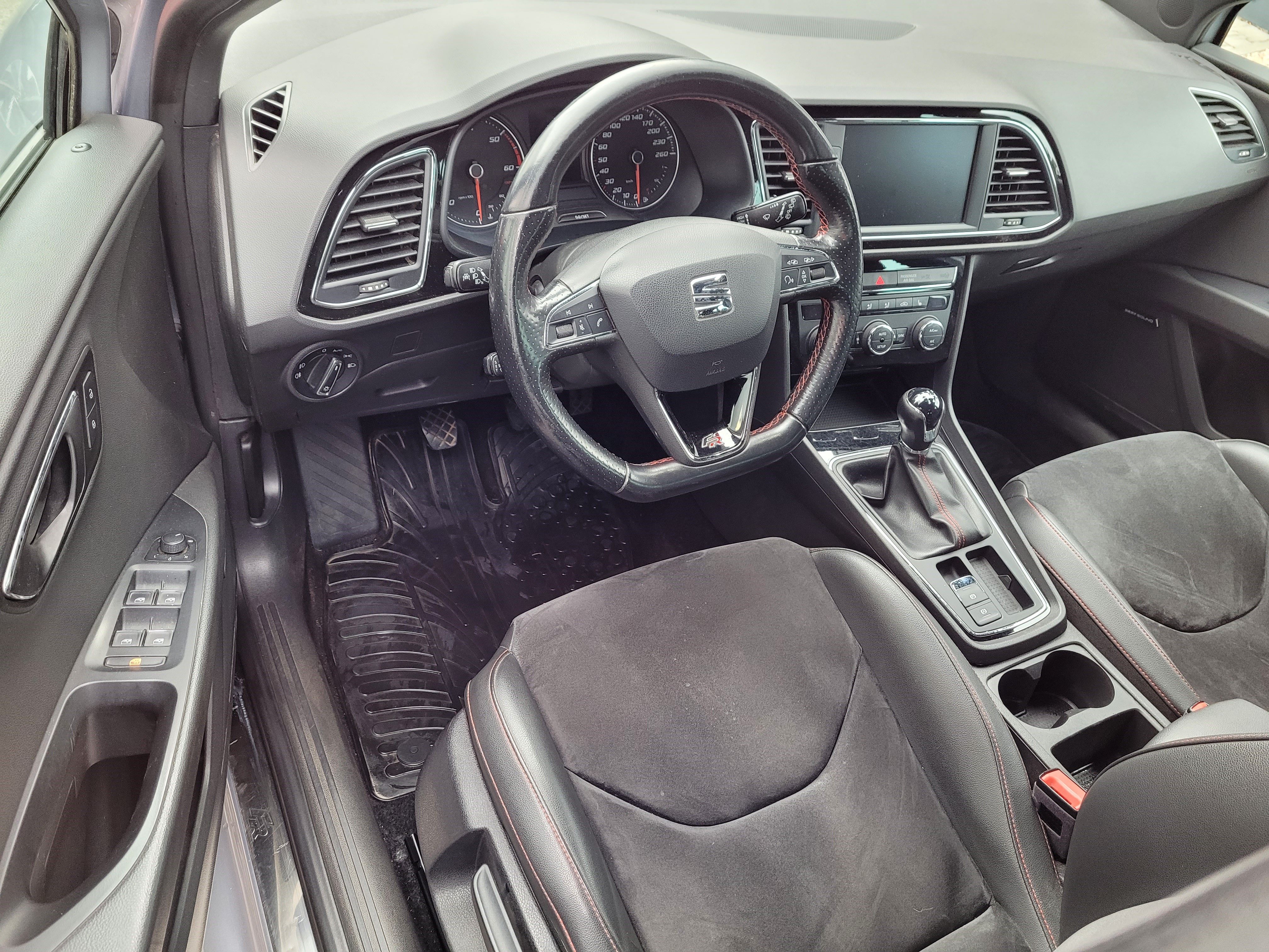 Seat Leon, FR 2.0 2.0 TDI 135 kW - fotka 5