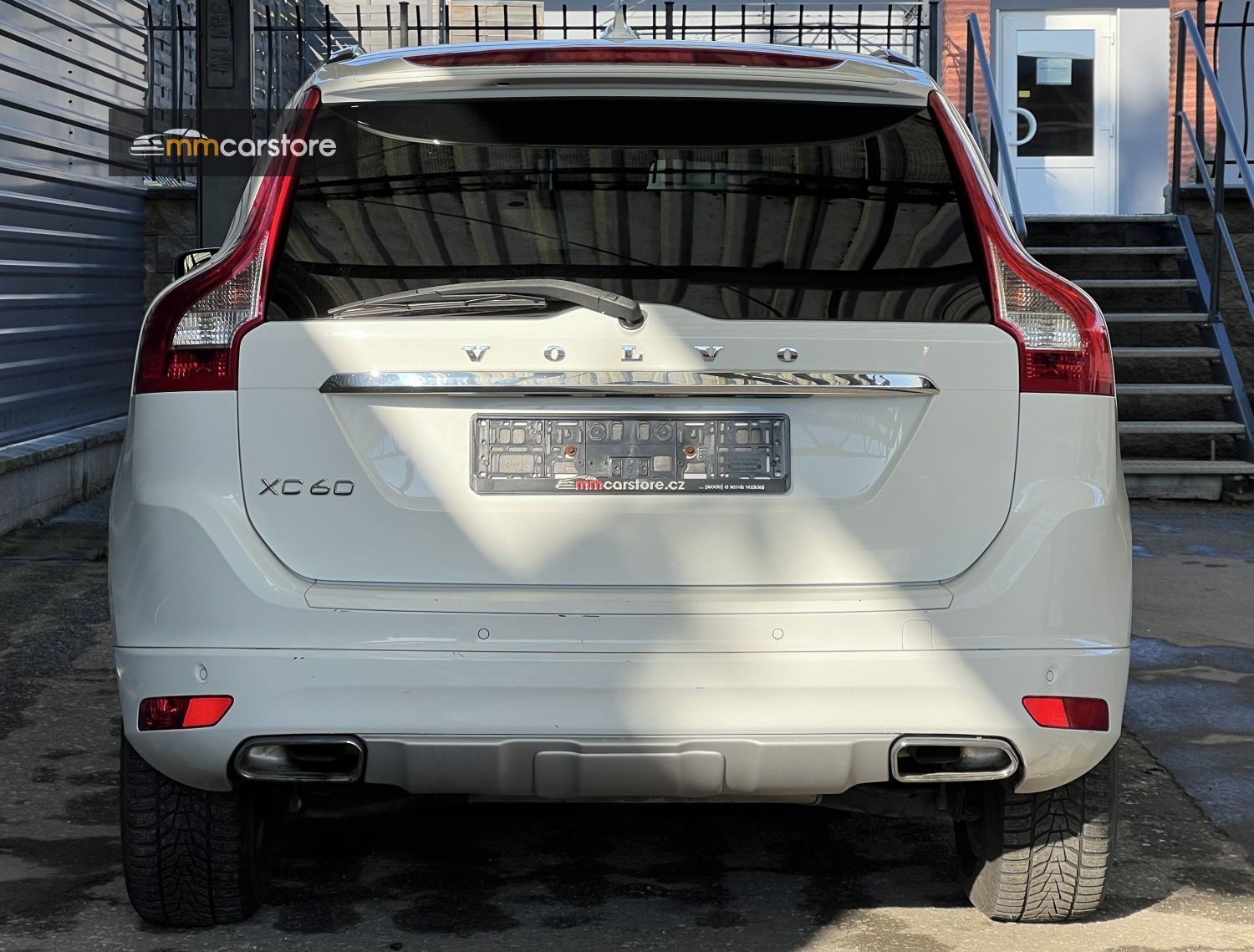 Volvo XC60, 2.0 D3, BIXENON, NAVI - fotka 6
