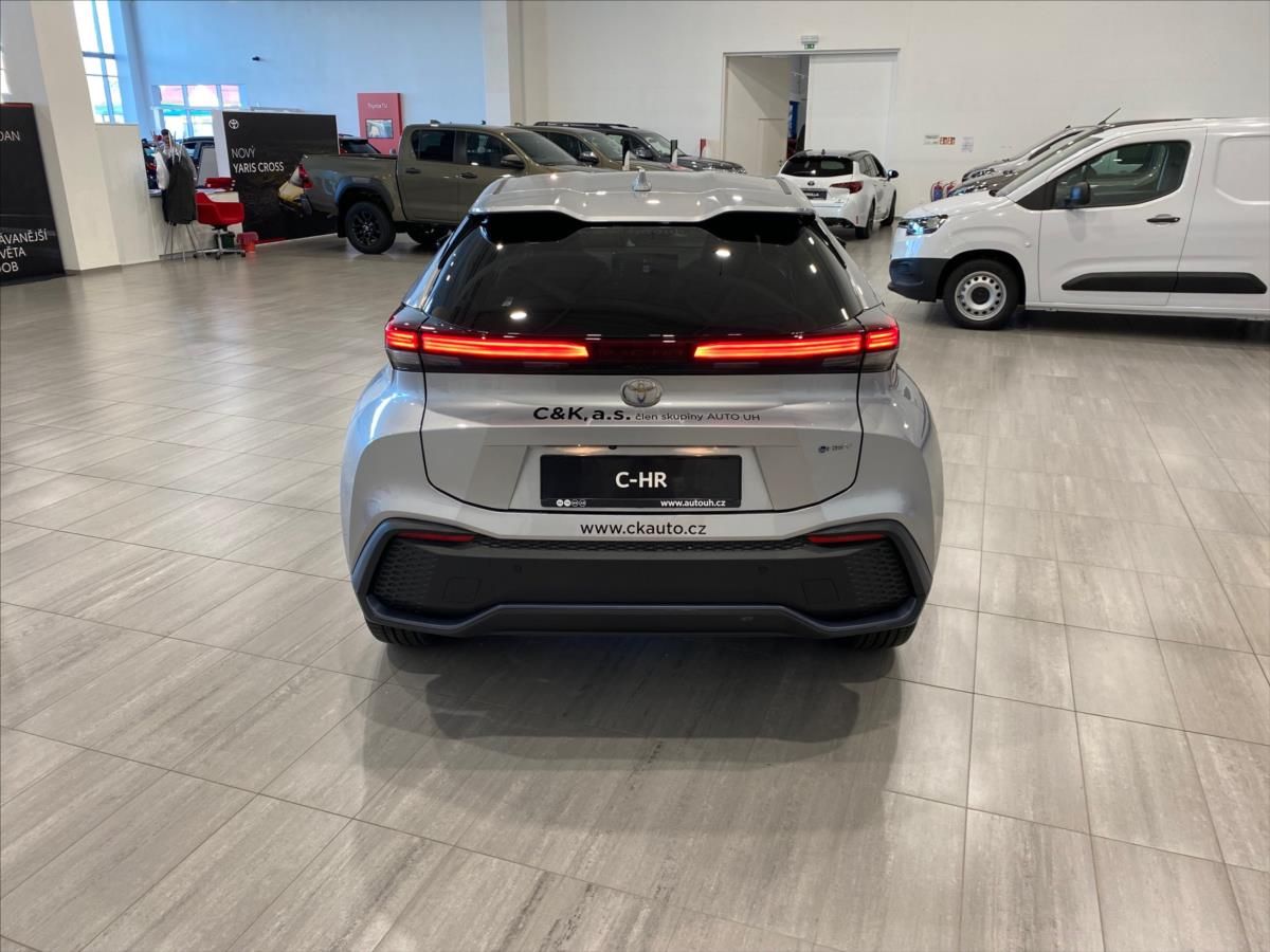 Toyota C-HR, 1,8 hybrid 140 koní  Style - fotka 6
