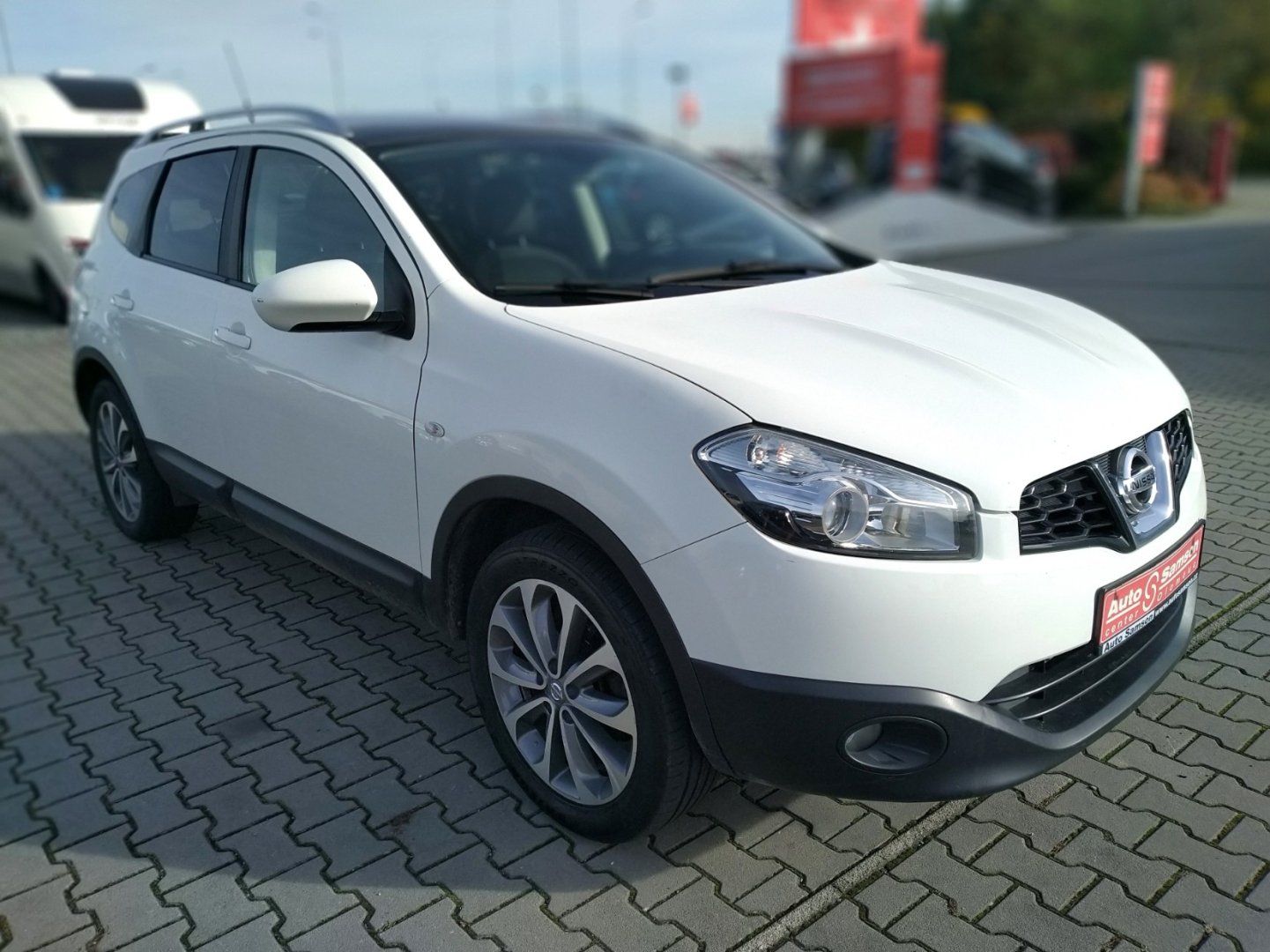 Nissan Qashqai, +2  1,5DCi 76kW *7MÍST*NAVI* - fotka 3