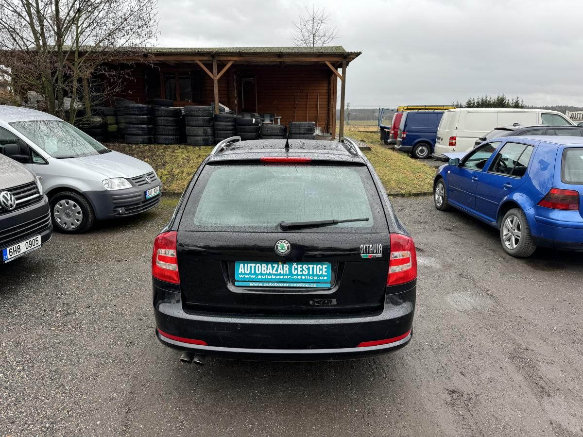 Škoda Octavia, 2.0 RS FSI TURBO - fotka 4