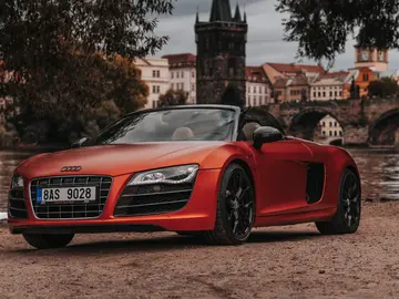 Audi R8, Audi R8 5,2 V10 Spider