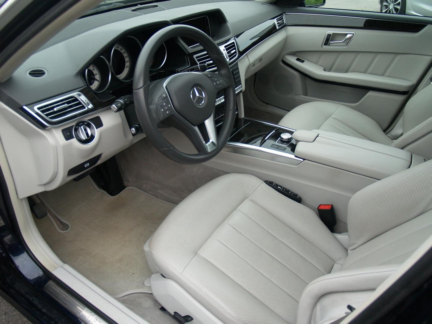 Mercedes-Benz Třídy E, E 250 CDI Avantgarde - fotka 5