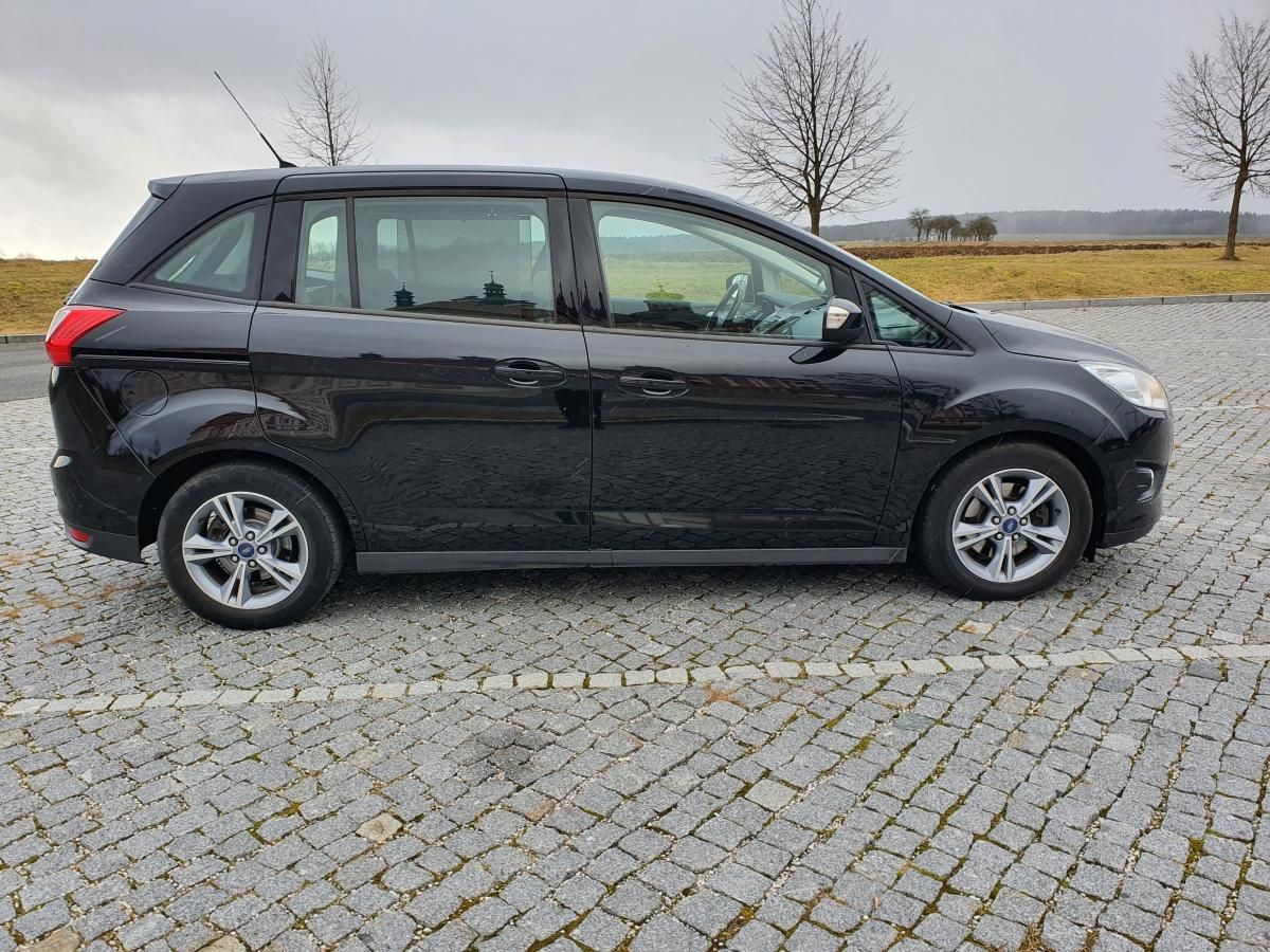 Ford Grand C-MAX, 1L 92kw, pěkný stav,  splátky - fotka 5