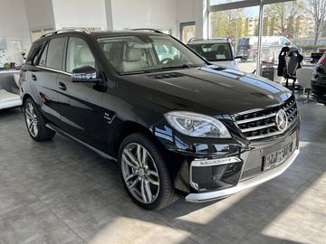 ML 63 AMG V8 BITURBO 4-MATIC