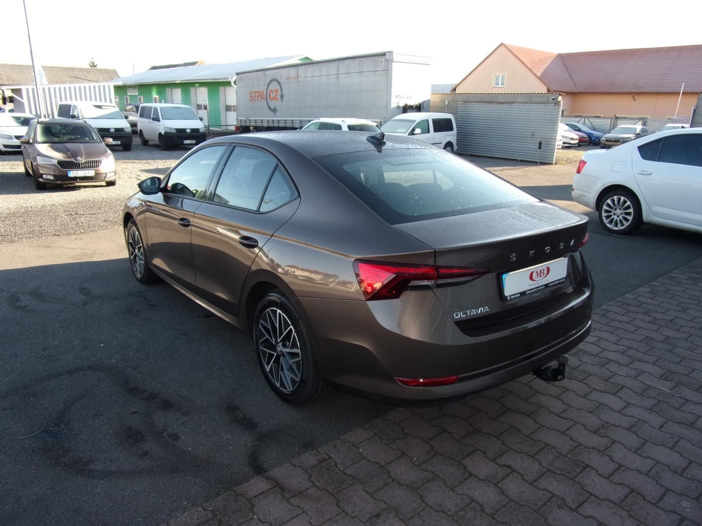 Škoda Octavia, 2,0 TDI Ambition 85kW - fotka 6