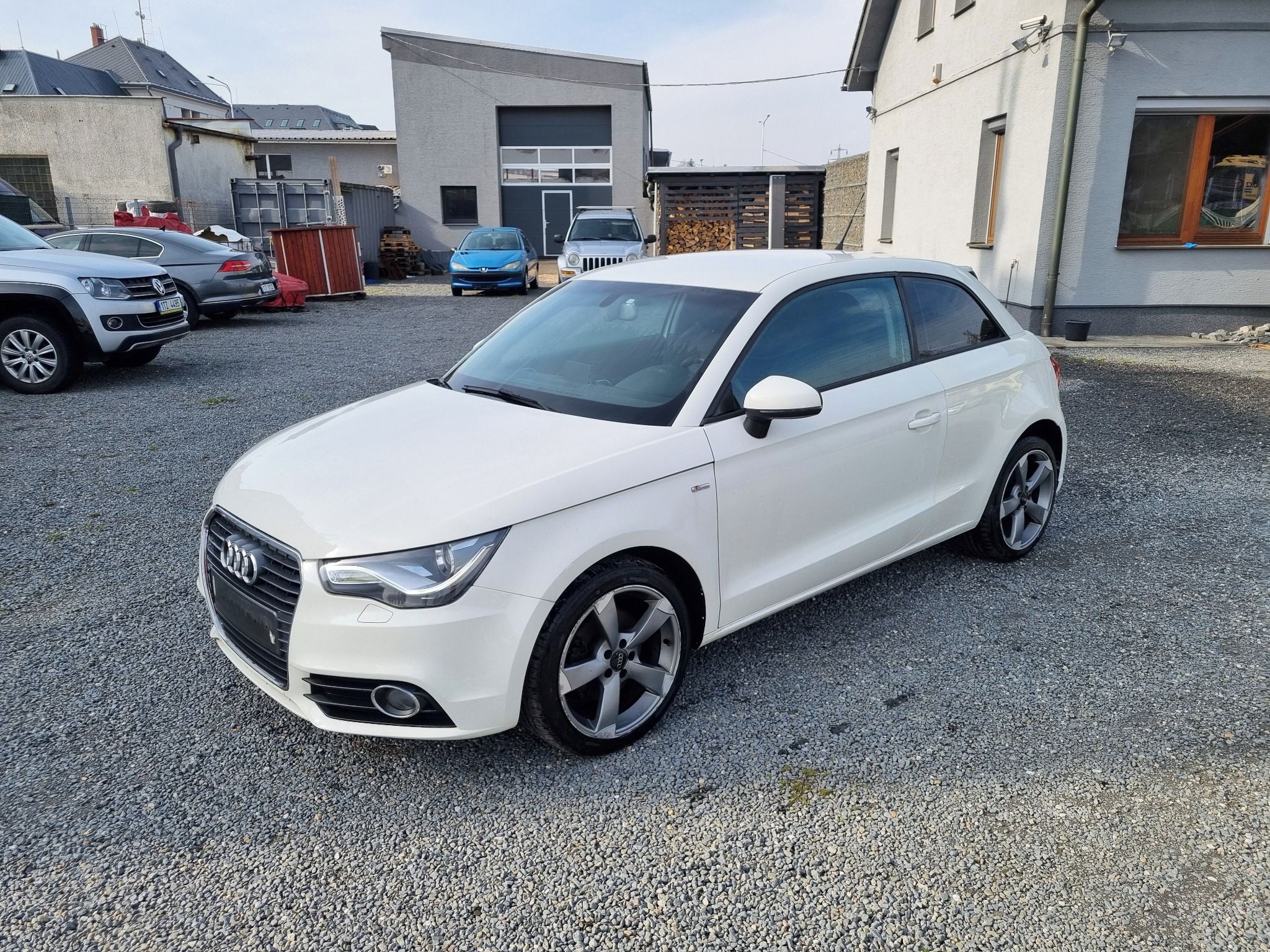 Audi A1, 1.6TDi 77kw s-line