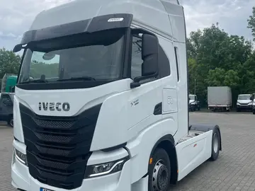 Iveco Stralis, AS440S49T/P T S-Way