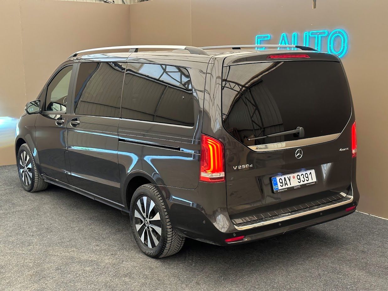 Mercedes-Benz Třídy V, 250D 4 MATIC Webasto - fotka 4
