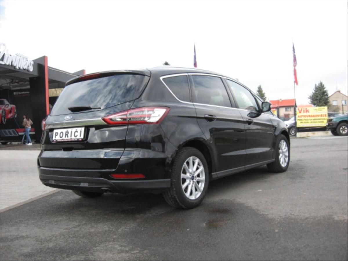 Ford S-MAX, 2,0 Titanium 7 Míst  Odečet 21 - fotka 5