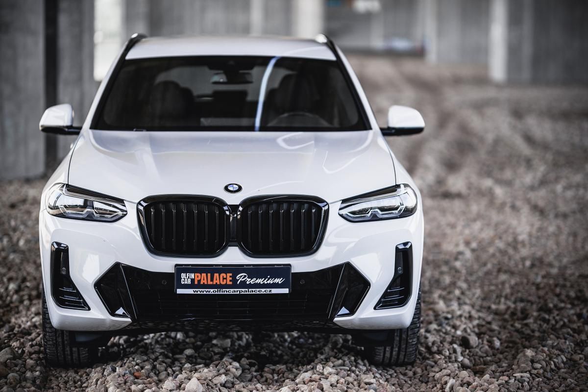 BMW X3, X3 xDrive 20d - fotka 4