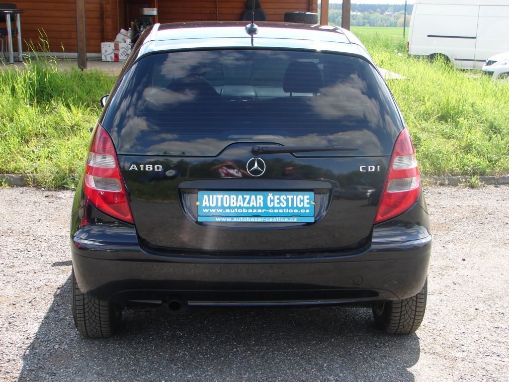 Mercedes-Benz Třídy A, 180 CDI SERVISKA - fotka 3