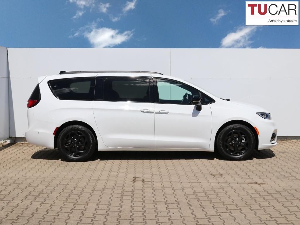 Chrysler Pacifica, Limited Hybrid 3.6 V6 - fotka 4