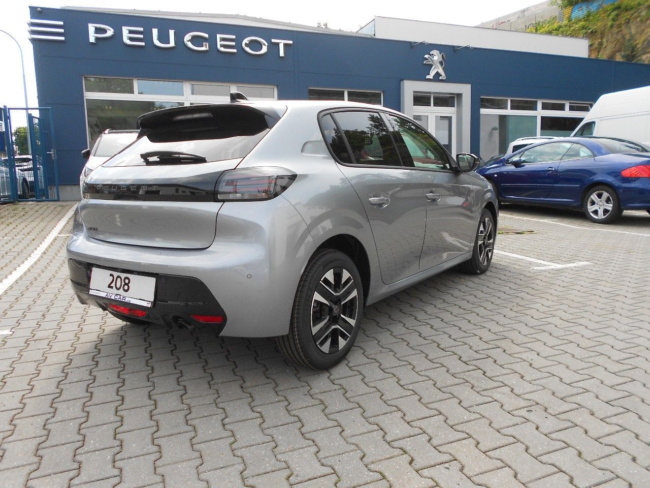 Peugeot 208, ALLURE PureTech 100 S&S MAN6 - fotka 3
