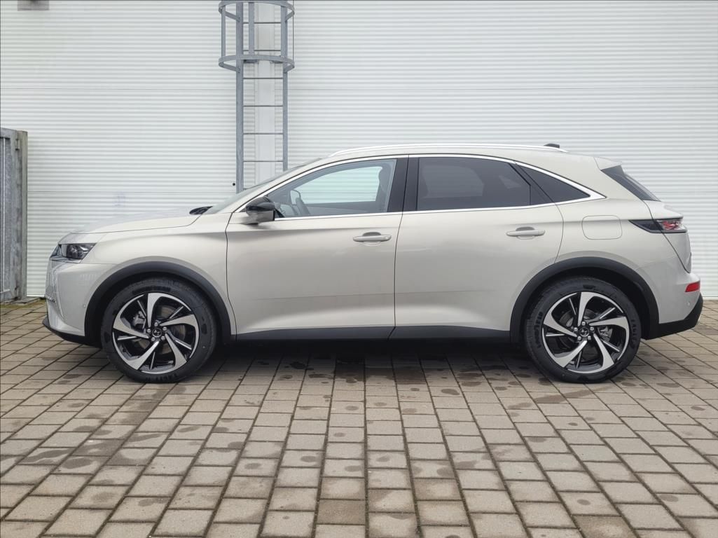 DS 7 Crossback, 1,6 PT e-Tense 300k EAT8 4x4 - fotka 6