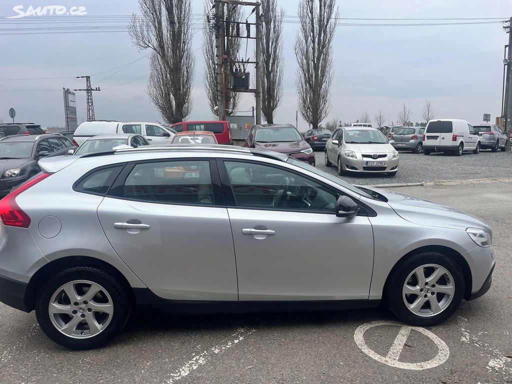 Volvo V40, fotka 7