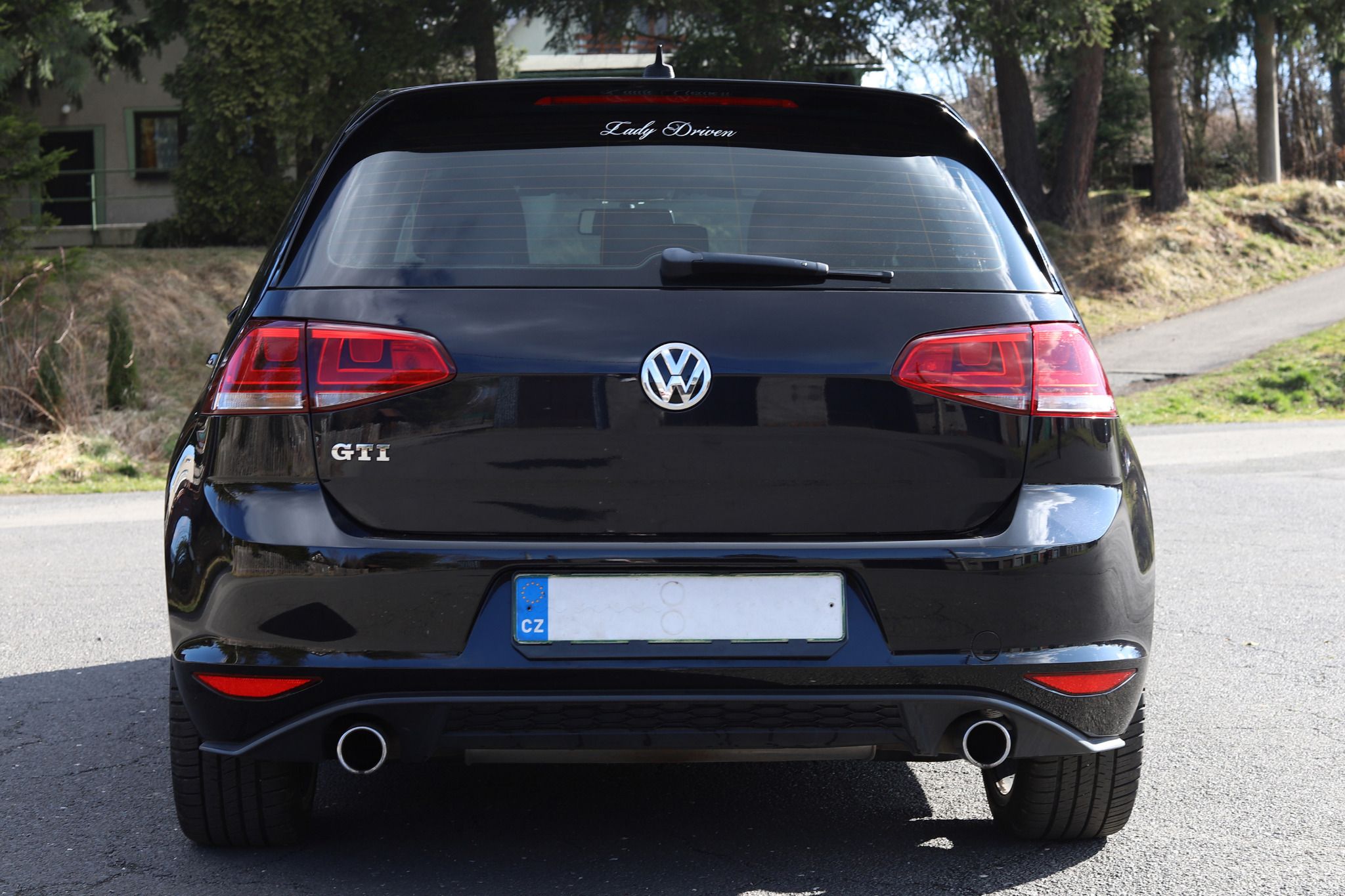 Volkswagen Golf, 2,0 GTI, MT, 155 kW - fotka 5