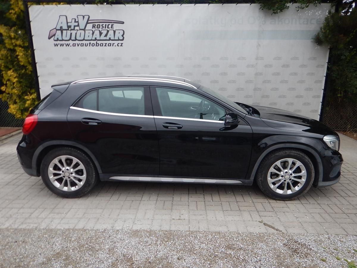 Mercedes-Benz GLA, 220 CDI 4MATIC AMG AUTOMAT - fotka 6