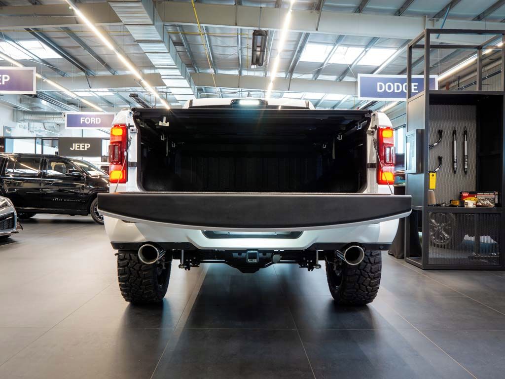 Dodge Ram, 5.7 Longhorn 6"Lift, Magnaflow - fotka 5