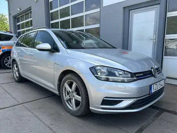 Volkswagen Golf, 1.5 TGI Comfort AUT 2020 záruk