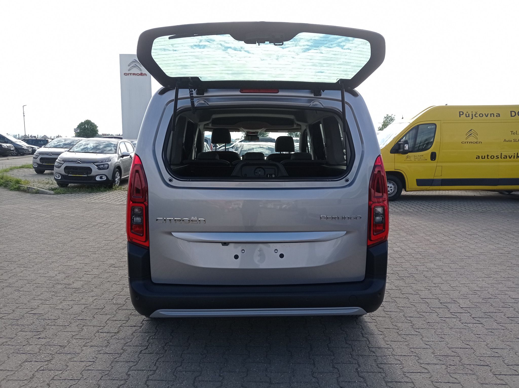 Citroën Berlingo, XL MAX 1.5 Hdi 130k man. - fotka 4