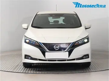 Nissan LEAF, 40 kWh, SoH 92%, Automat