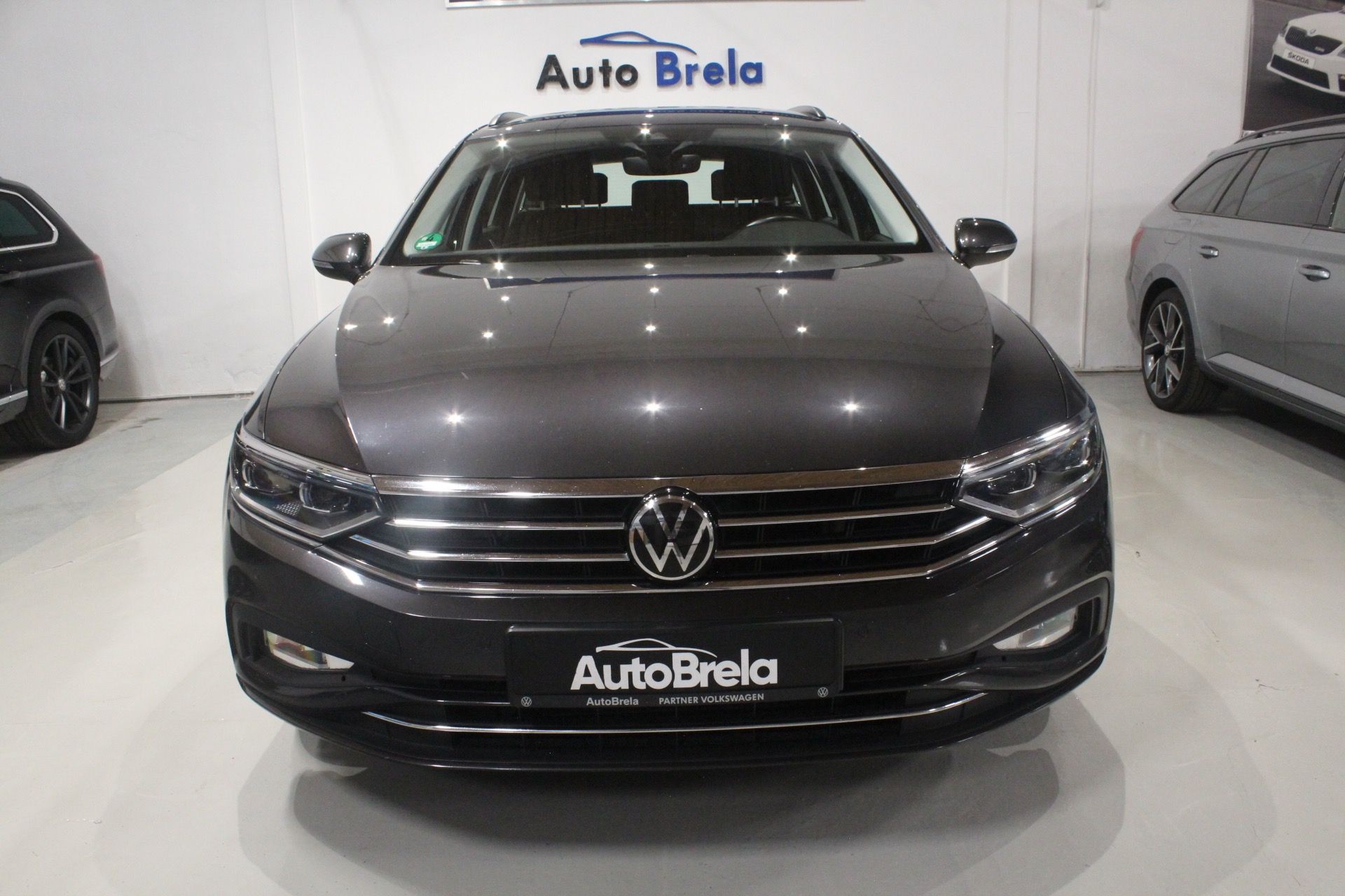 Volkswagen Passat, 2.0TDI DSG Facelift Matrix - fotka 4