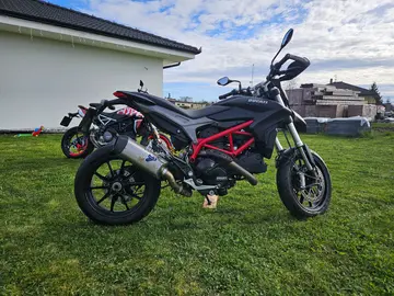 Ducati 800, Ducati hypermotard 821