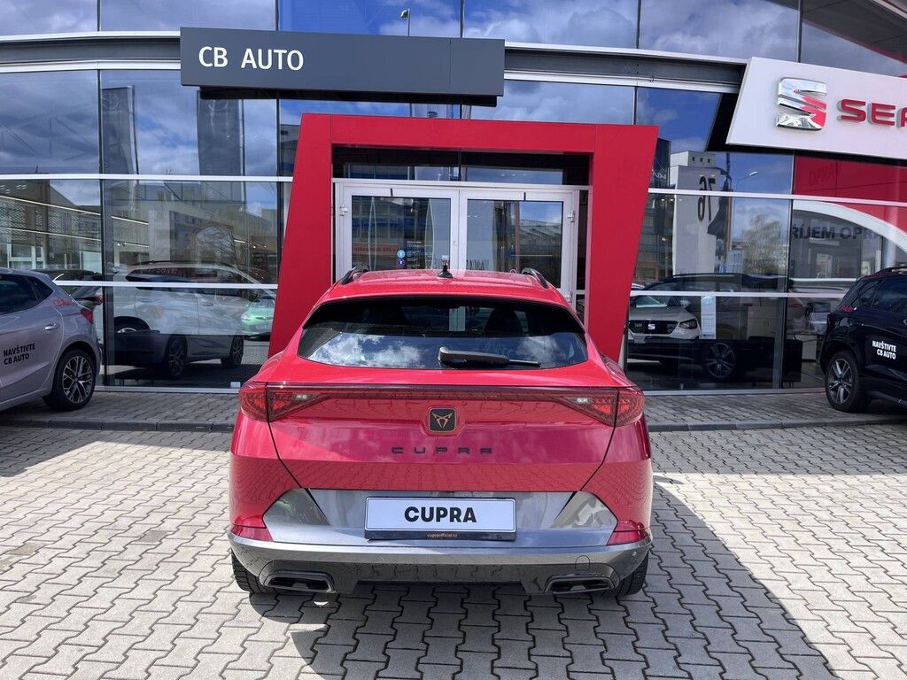 Cupra Formentor, 2.0 TSI DSG 4WD  140 kW - fotka 4
