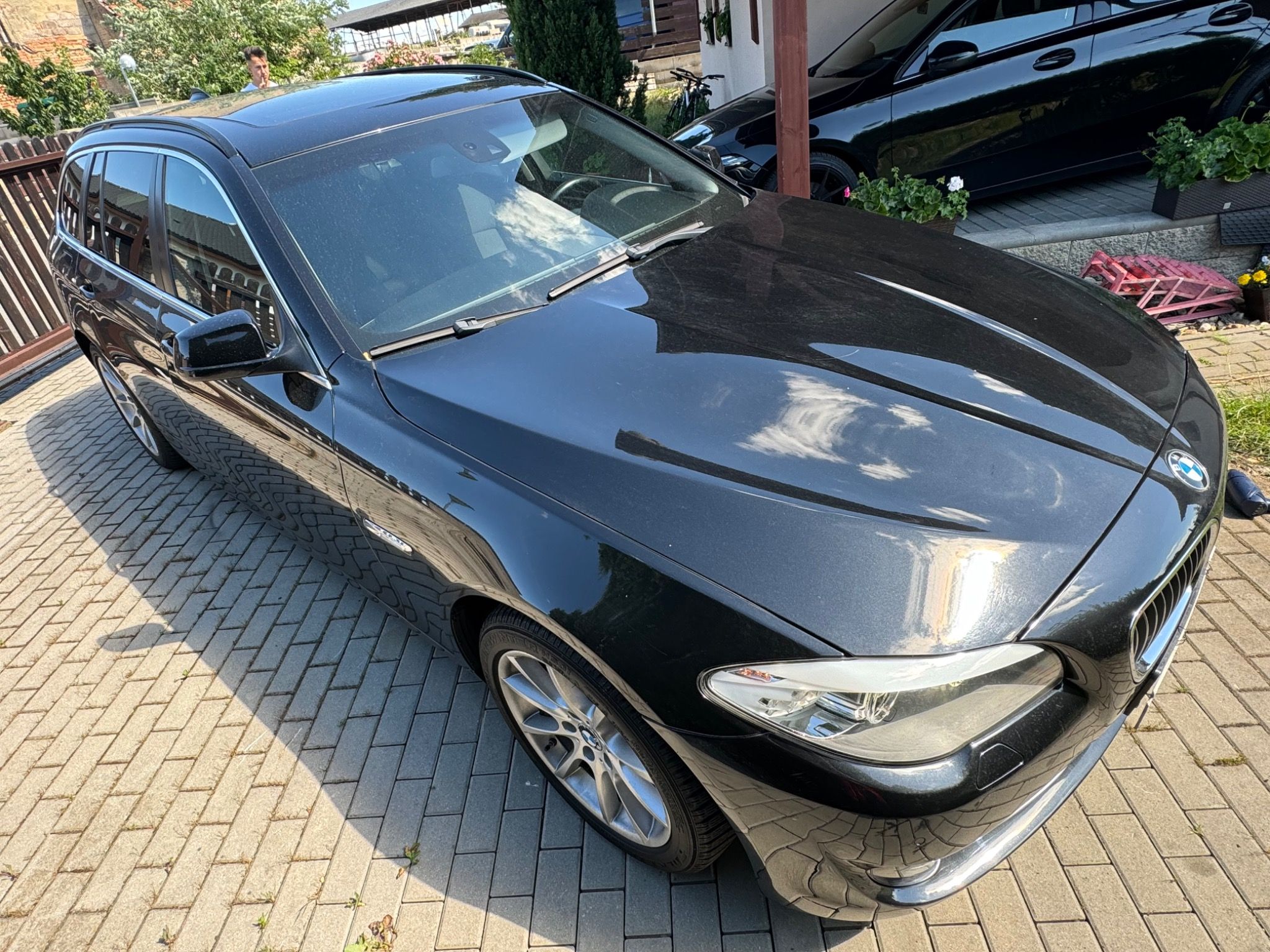 BMW Řada 5, 2.0D-AUTOM.PROF.NAVI-PANO-TOP - fotka 2