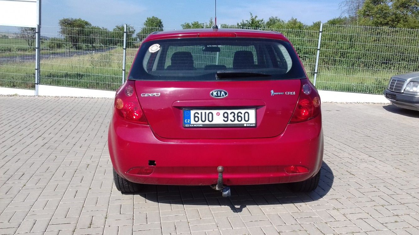 Kia Cee´d, 1,6 CRDi Původ ČR 1.majitel - fotka 4