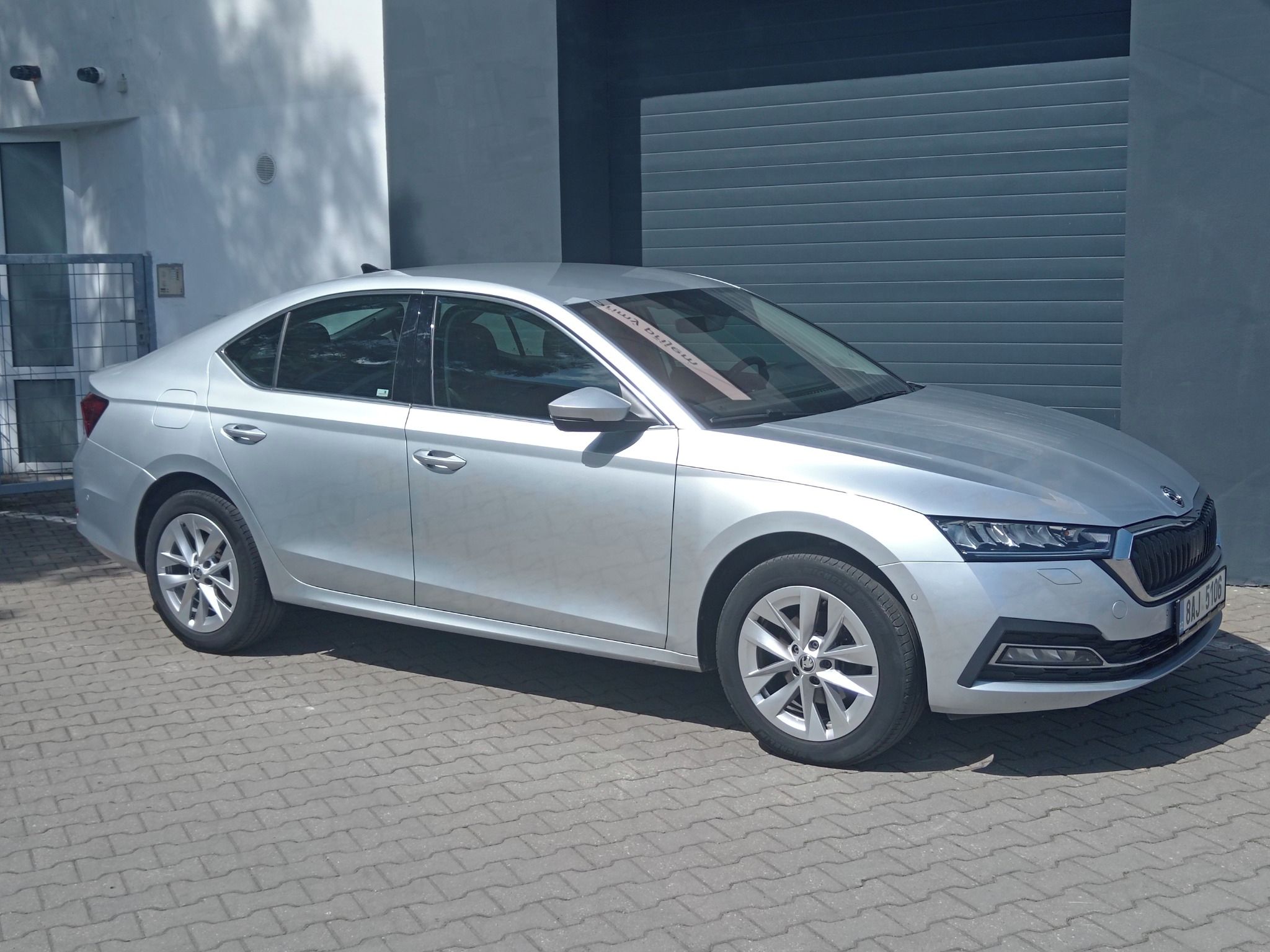 Škoda Octavia, 2,0 TDi, Style DSG - fotka 4